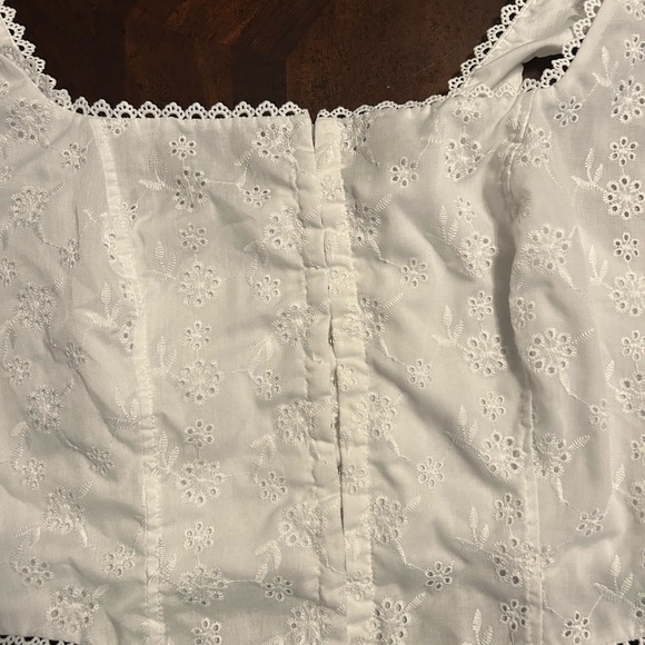 White corset from Shein - Picture 2 of 4